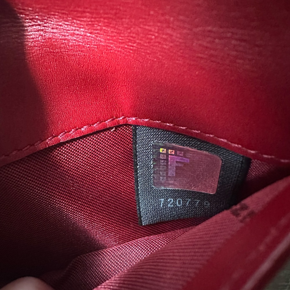 Fendi Vintage Wallet - Authentic - Picture 3 of 10